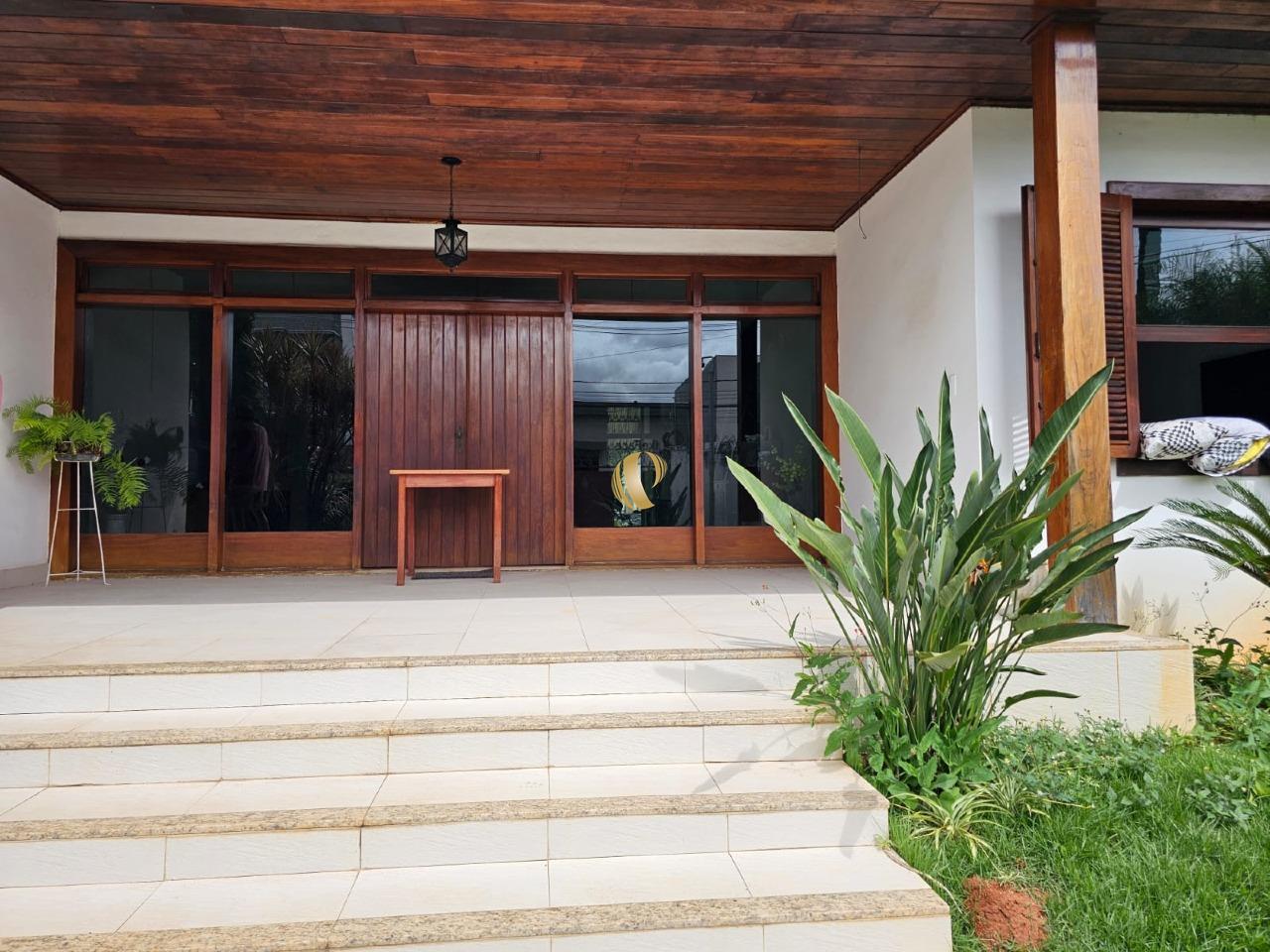 Casa à venda com 4 quartos, 283m² - Foto 3