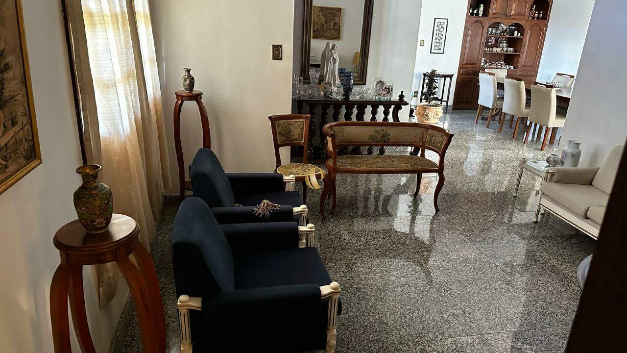 Casa à venda com 4 quartos, 290m² - Foto 5