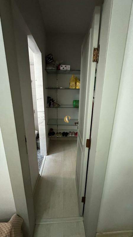 Casa à venda com 4 quartos, 290m² - Foto 16