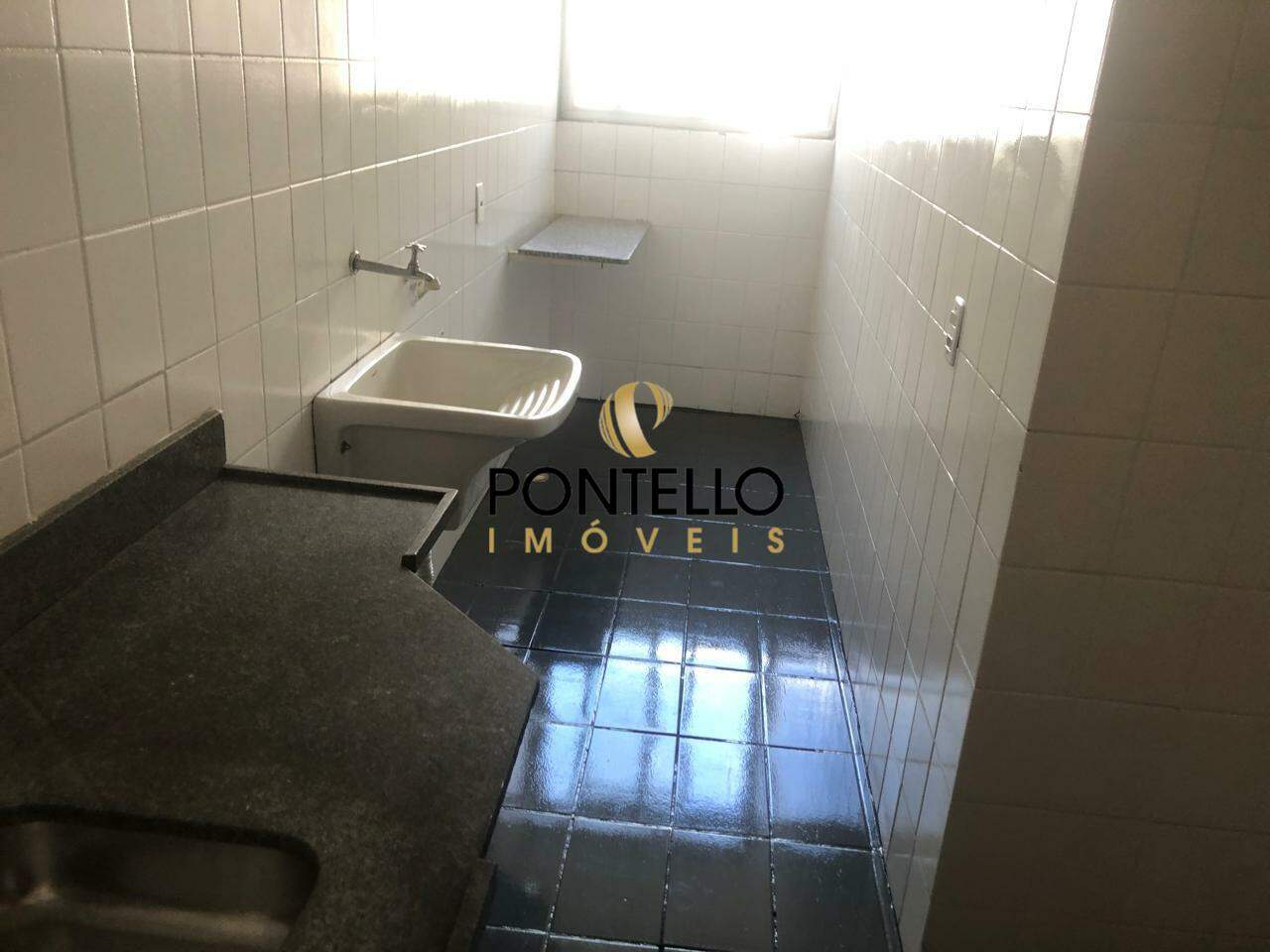 Apartamento para alugar com 3 quartos, 80m² - Foto 4