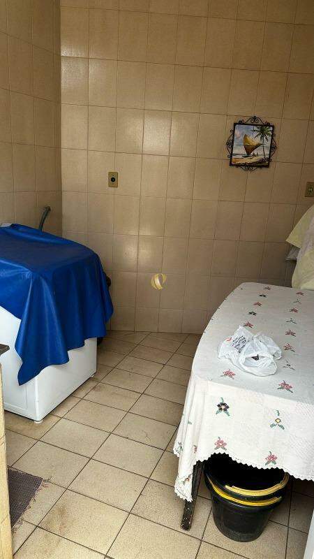 Casa à venda com 4 quartos, 233m² - Foto 12