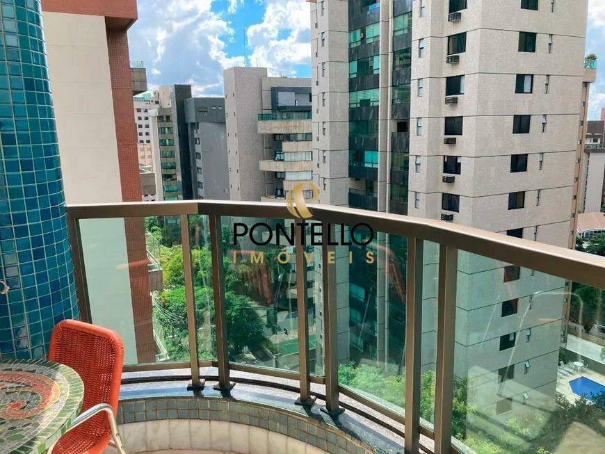 Apartamento à venda com 4 quartos, 238m² - Foto 7