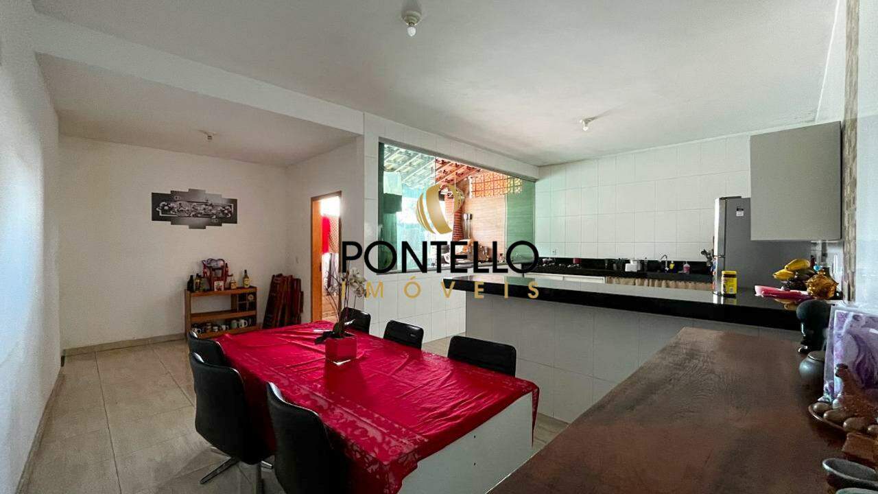 Casa à venda com 5 quartos, 175m² - Foto 24
