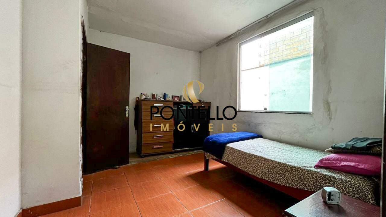Casa à venda com 5 quartos, 175m² - Foto 10