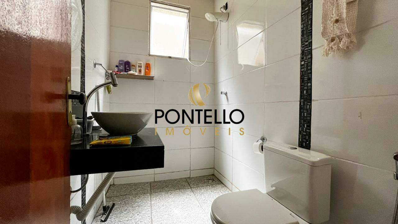 Casa à venda com 5 quartos, 175m² - Foto 8