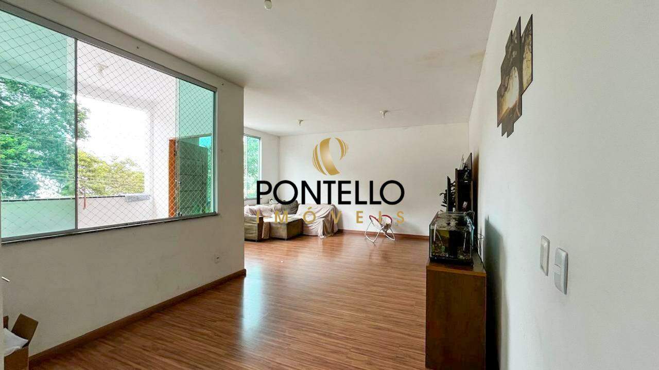 Casa à venda com 5 quartos, 175m² - Foto 7
