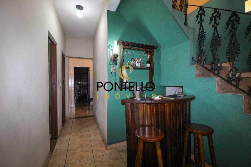 Casa à venda com 3 quartos, 187m² - Foto 5