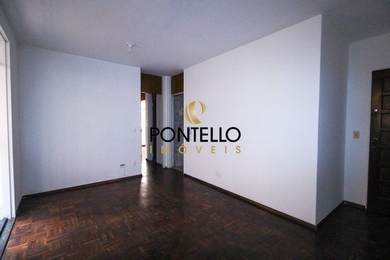 Apartamento à venda com 3 quartos, 75m² - Foto 3