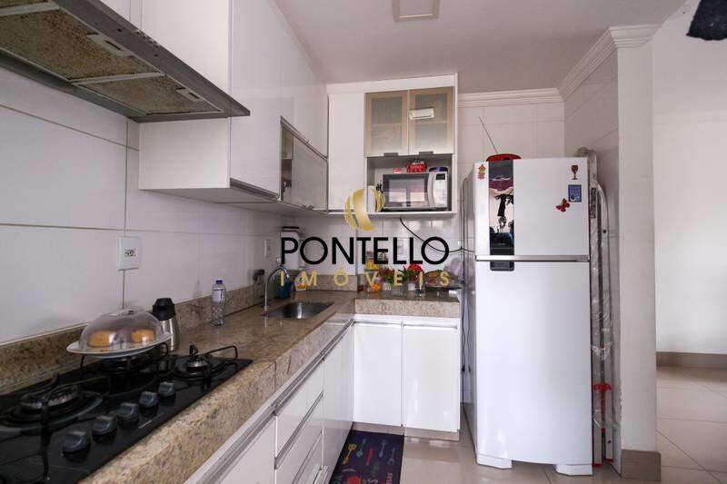 Apartamento à venda com 3 quartos, 74m² - Foto 8