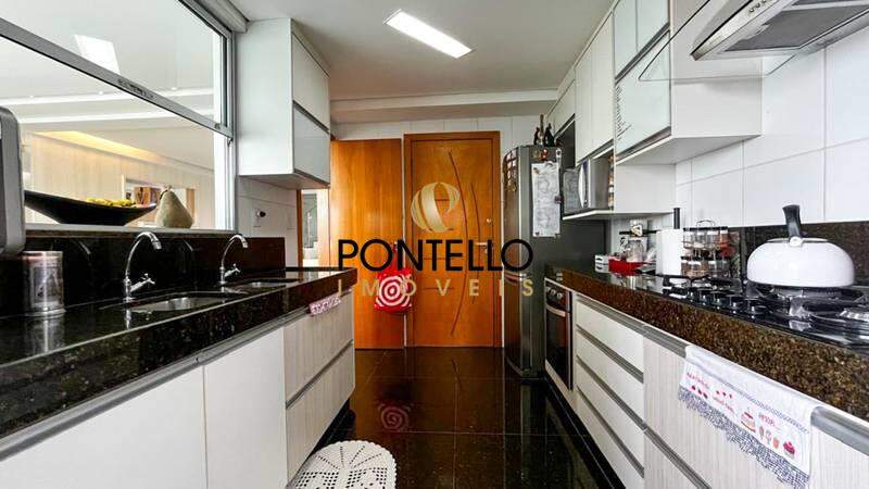 Cobertura à venda com 4 quartos, 257m² - Foto 9