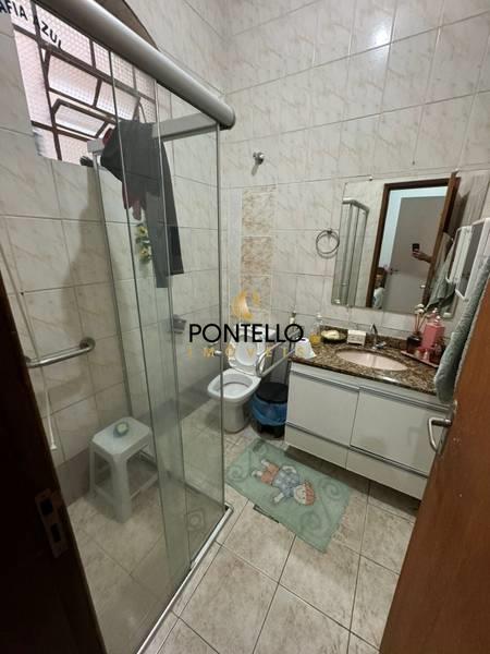 Casa, 4 quartos, 260 m² - Foto 2