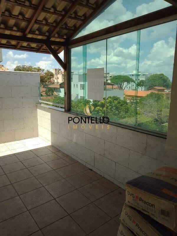 Cobertura à venda com 3 quartos, 156m² - Foto 3