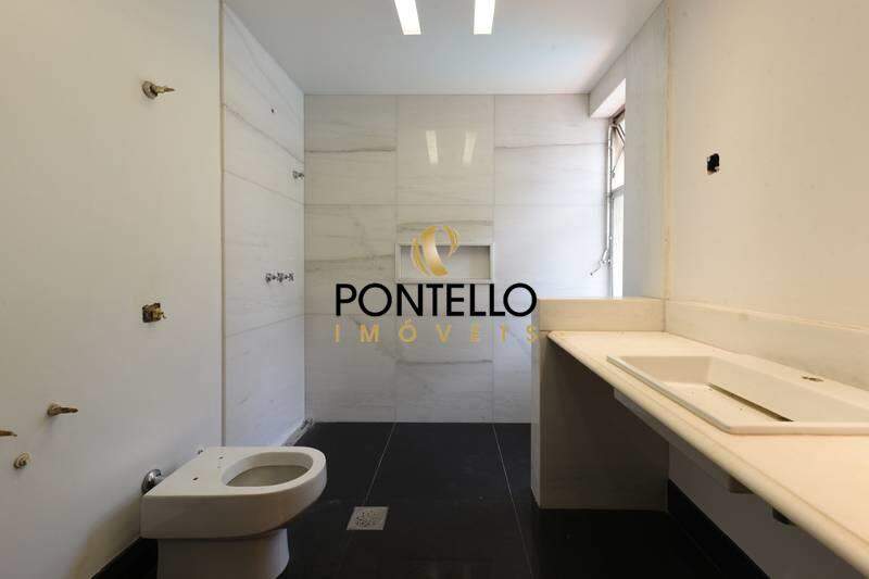 Casa à venda com 6 quartos, 679m² - Foto 23