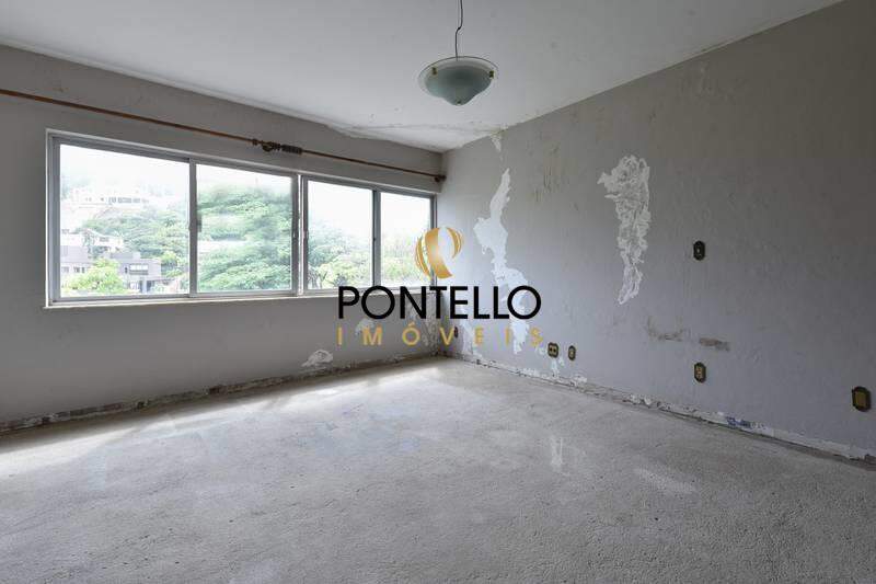 Casa à venda com 6 quartos, 679m² - Foto 24