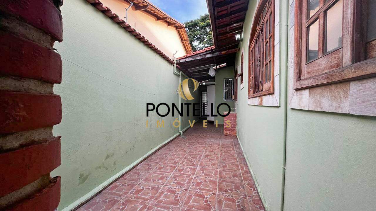 Casa à venda com 3 quartos, 112m² - Foto 8
