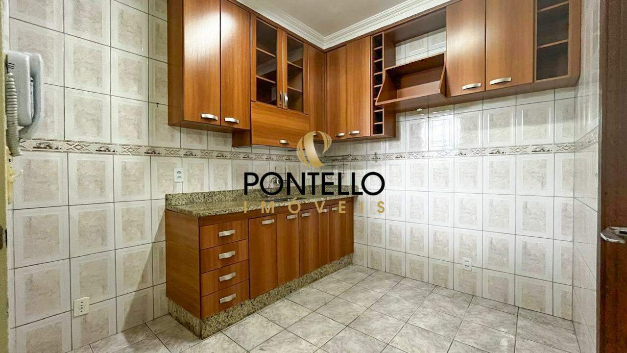 Casa à venda com 3 quartos, 112m² - Foto 11