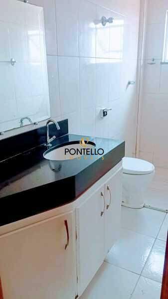 Casa à venda com 2 quartos, 130m² - Foto 12