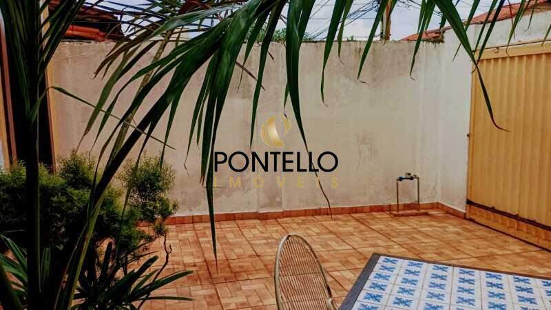 Casa à venda com 2 quartos, 130m² - Foto 15