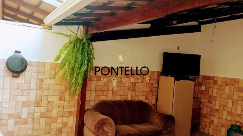 Casa à venda com 2 quartos, 130m² - Foto 2