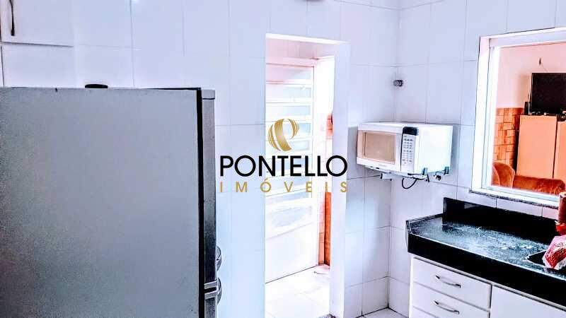 Casa à venda com 2 quartos, 130m² - Foto 9