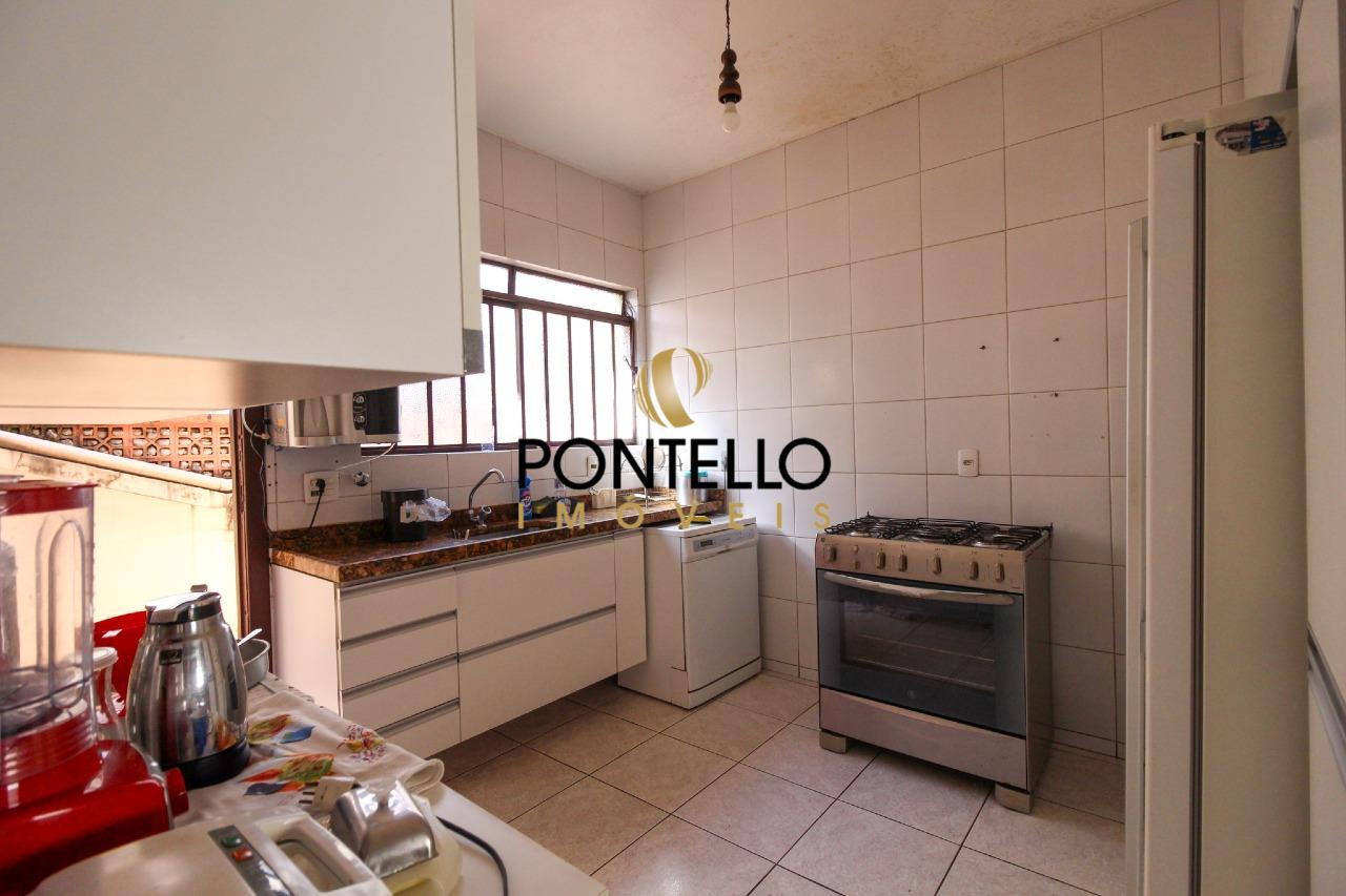 Casa, 4 quartos, 270 m² - Foto 23