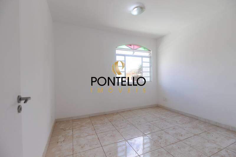 Chácara à venda com 2 quartos, 60m² - Foto 19