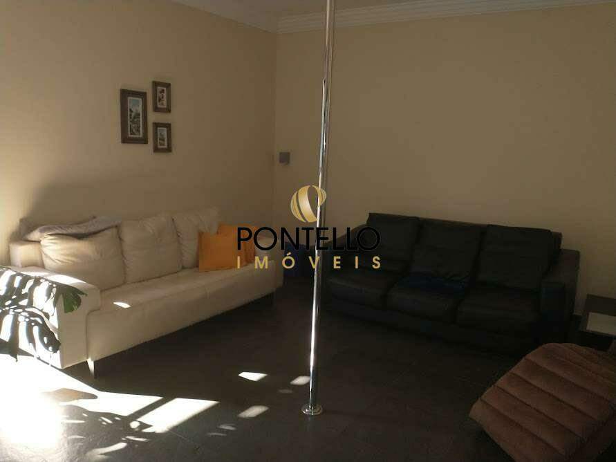 Casa, 3 quartos, 270 m² - Foto 10