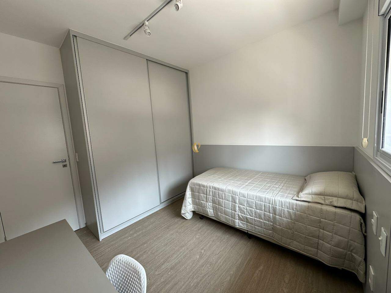 Apartamento para alugar com 2 quartos, 84m² - Foto 14