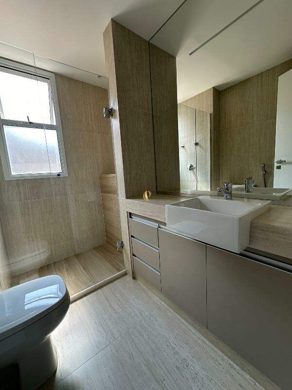 Apartamento para alugar com 2 quartos, 84m² - Foto 12