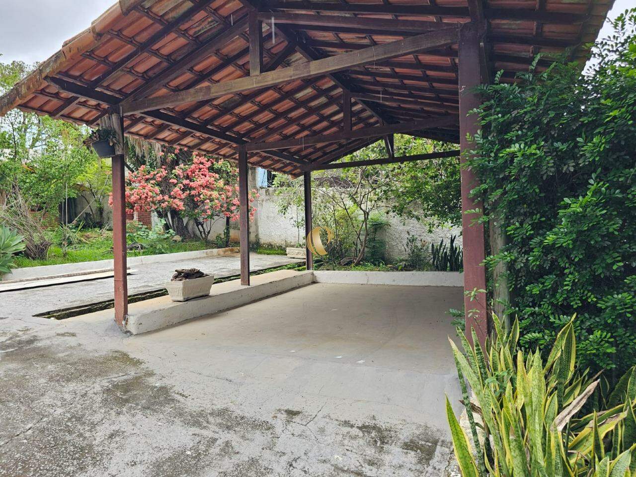 Chácara à venda com 4 quartos, 227m² - Foto 16