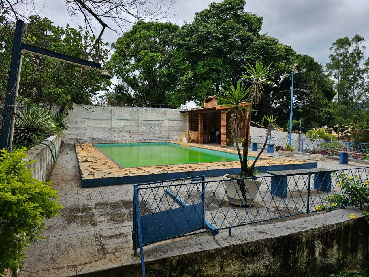Chácara à venda com 4 quartos, 227m² - Foto 8