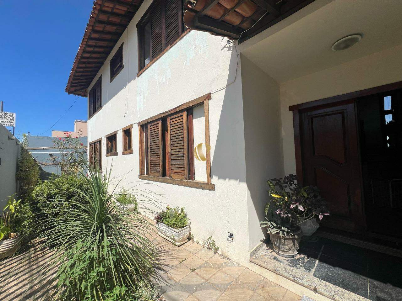 Casa à venda com 5 quartos, 272m² - Foto 4