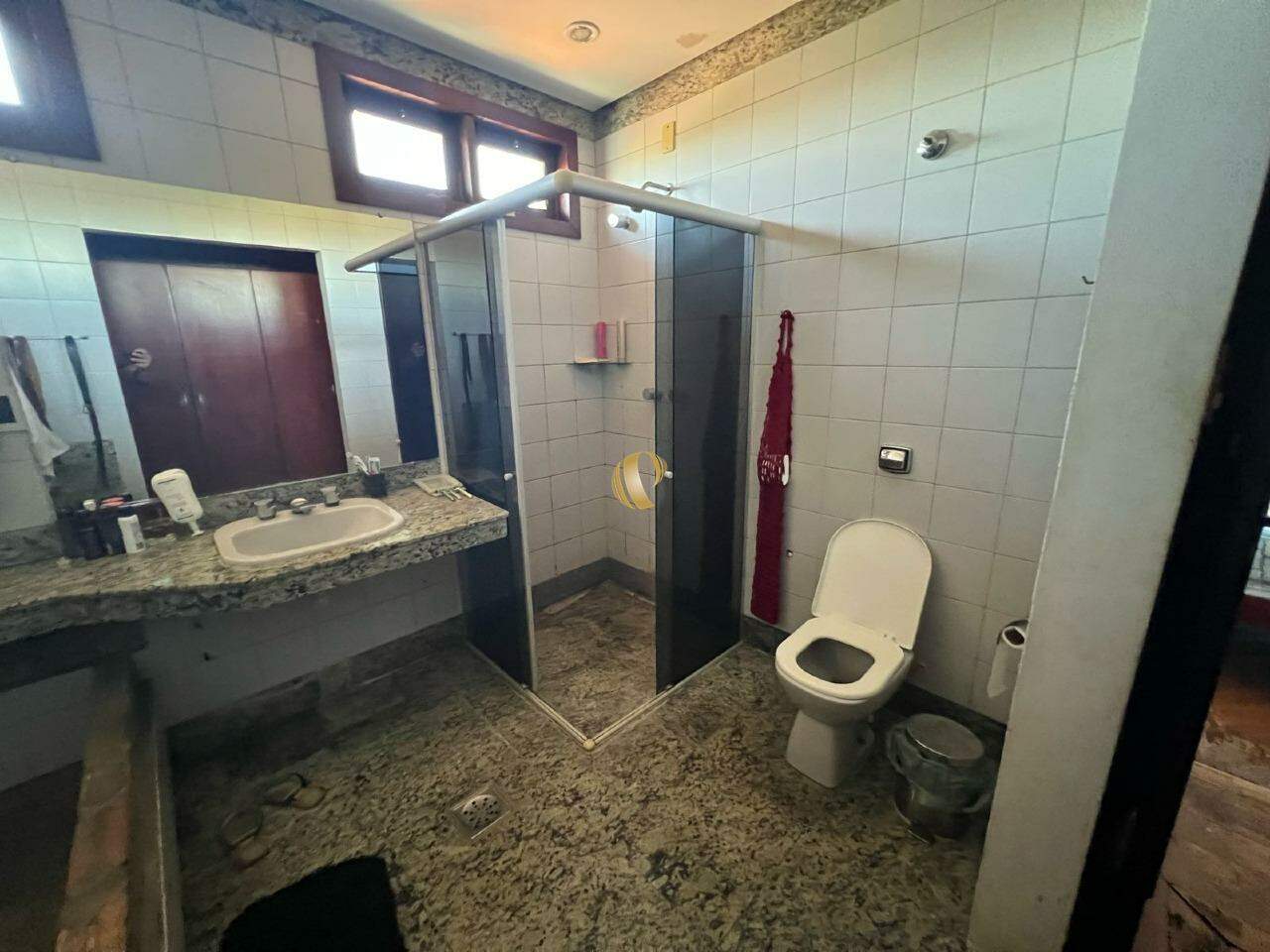 Casa à venda com 5 quartos, 272m² - Foto 17