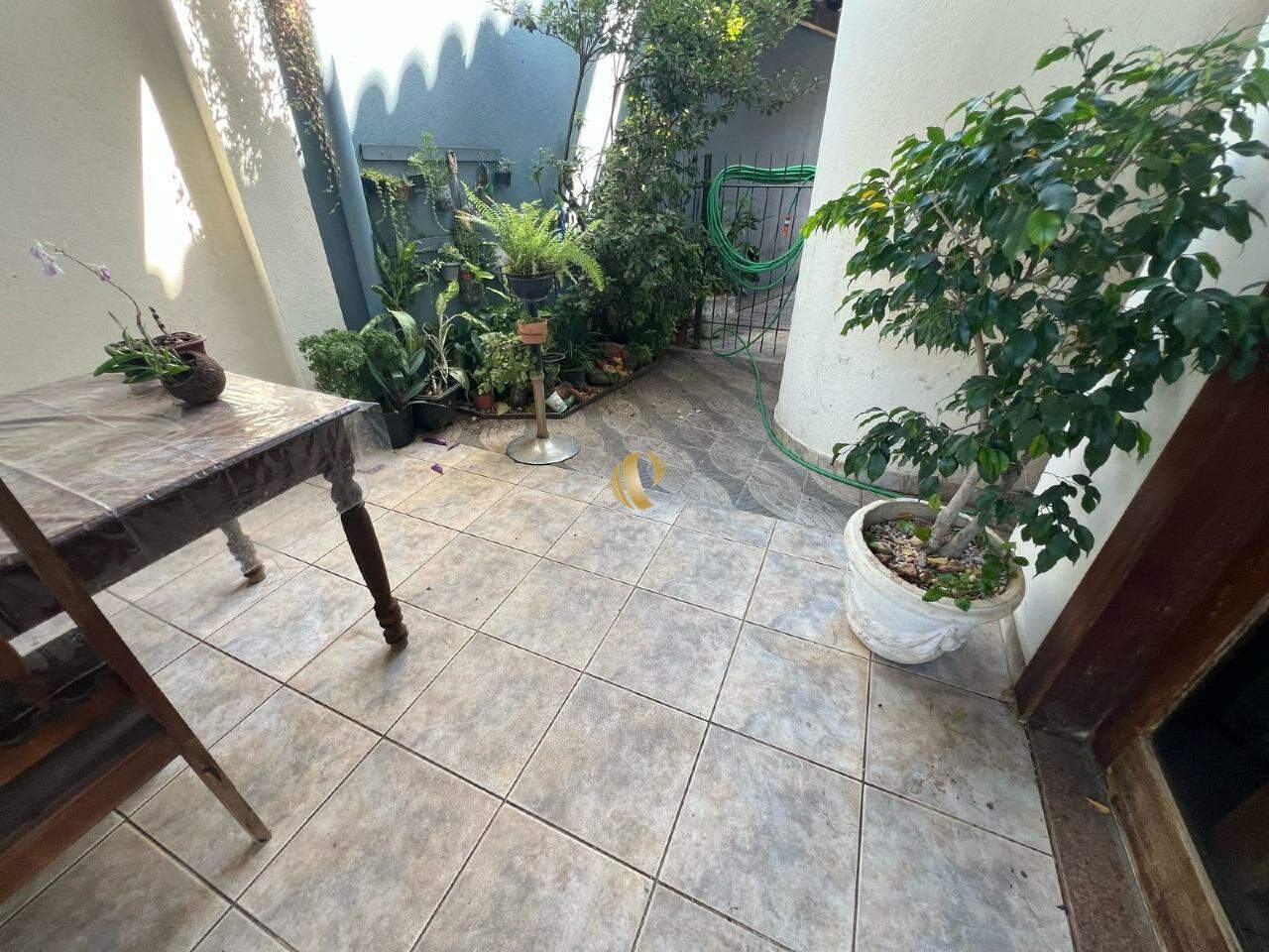 Casa à venda com 5 quartos, 272m² - Foto 24
