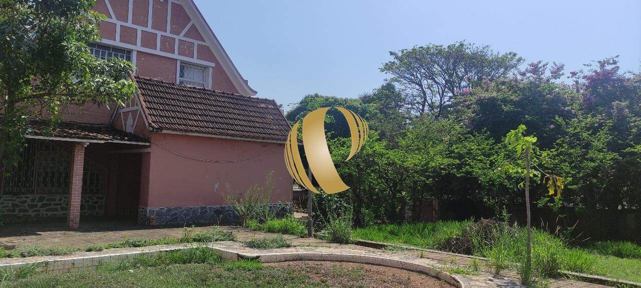Casa para alugar com 4 quartos, 1469m² - Foto 10