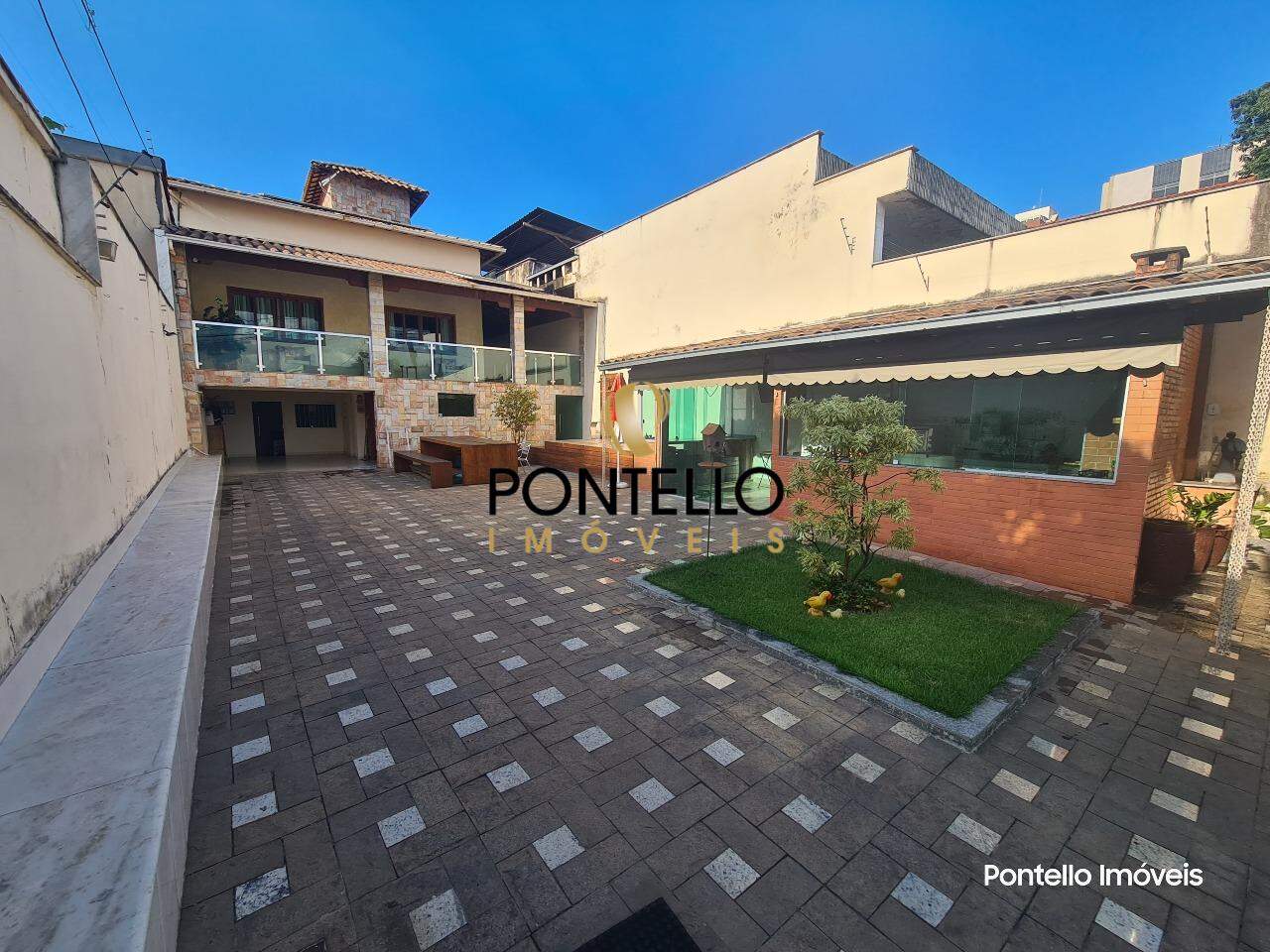 Casa, 3 quartos, 214 m² - Foto 1