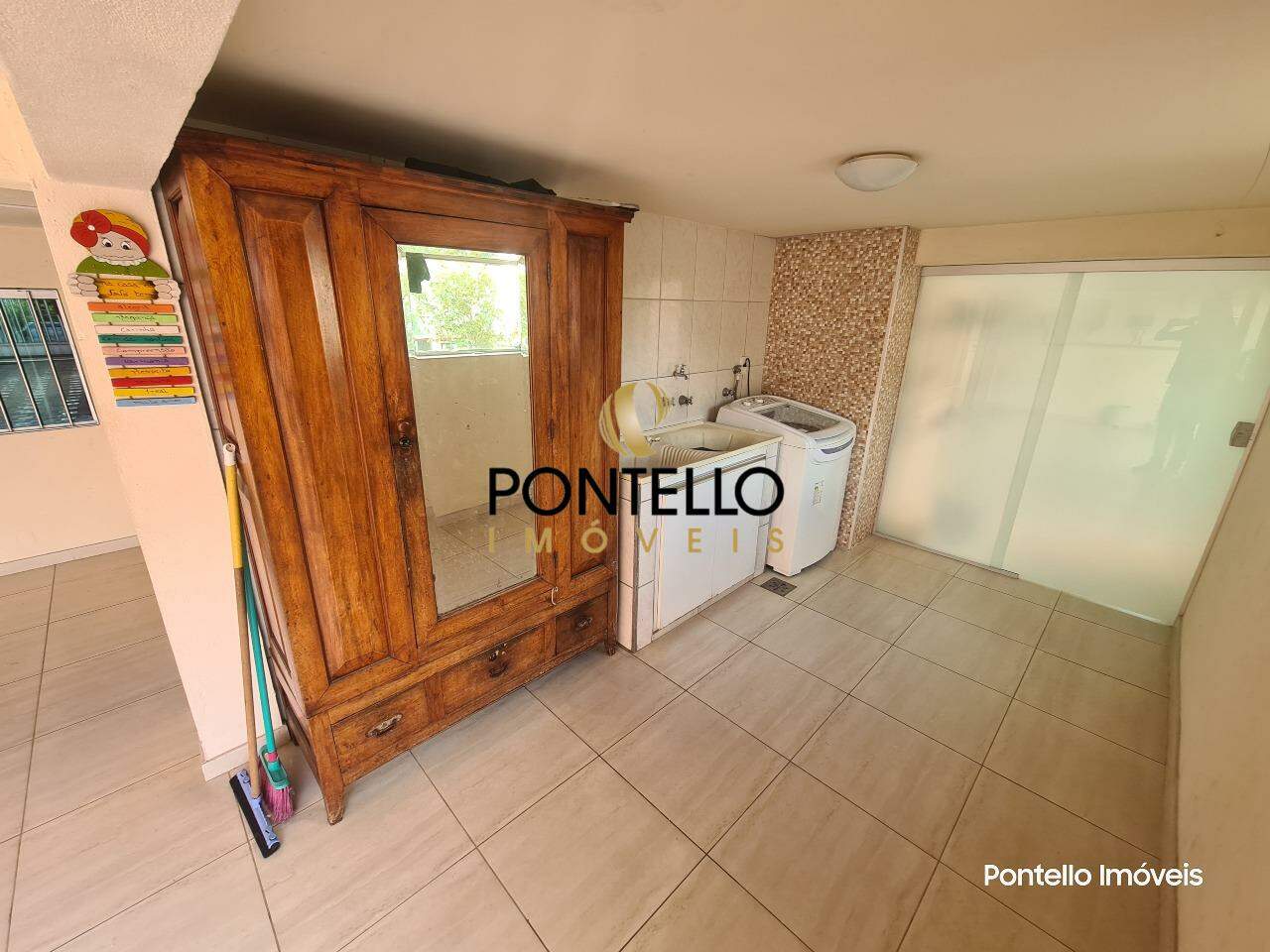 Casa, 3 quartos, 214 m² - Foto 4