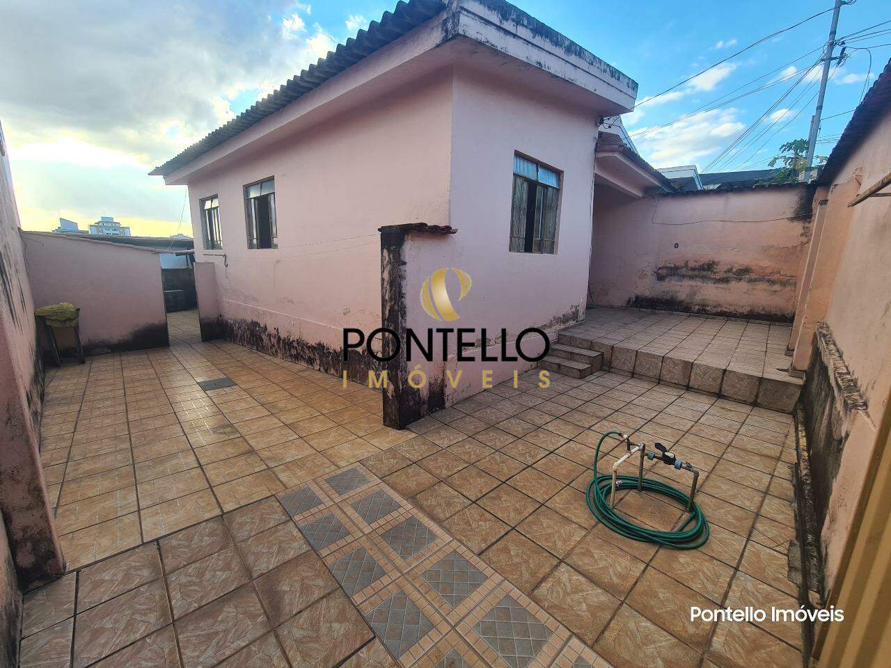 Casa, 3 quartos, 122 m² - Foto 2