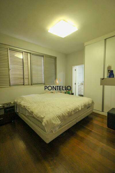 Apartamento à venda com 4 quartos, 200m² - Foto 14