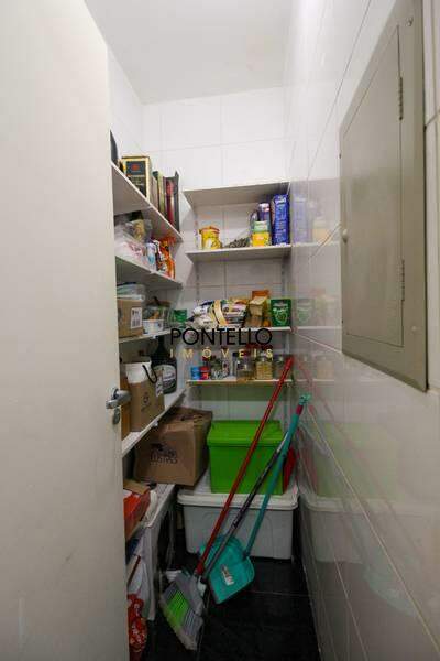 Apartamento à venda com 4 quartos, 200m² - Foto 19