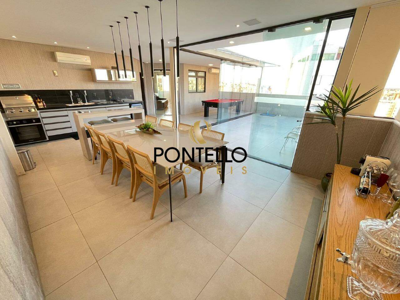 Cobertura à venda com 4 quartos, 252m² - Foto 1