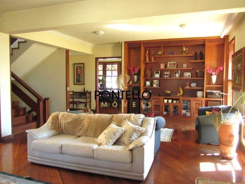 Casa à venda com 4 quartos, 354m² - Foto 2