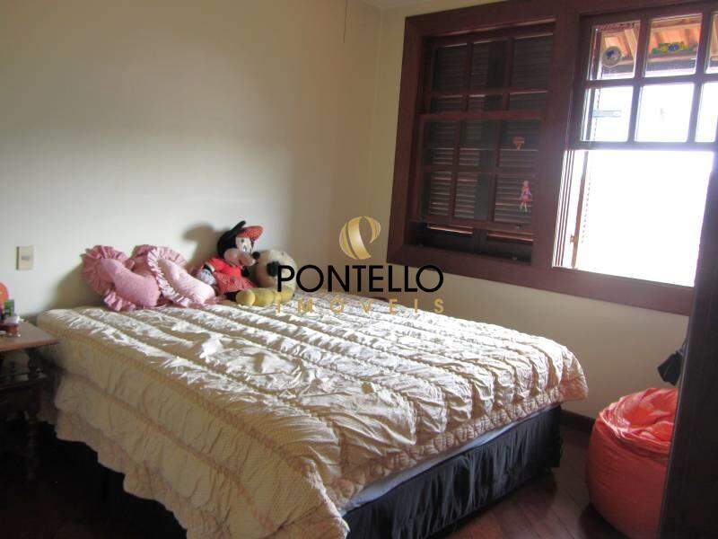 Casa à venda com 4 quartos, 354m² - Foto 22