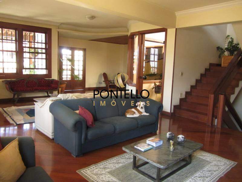 Casa à venda com 4 quartos, 354m² - Foto 4