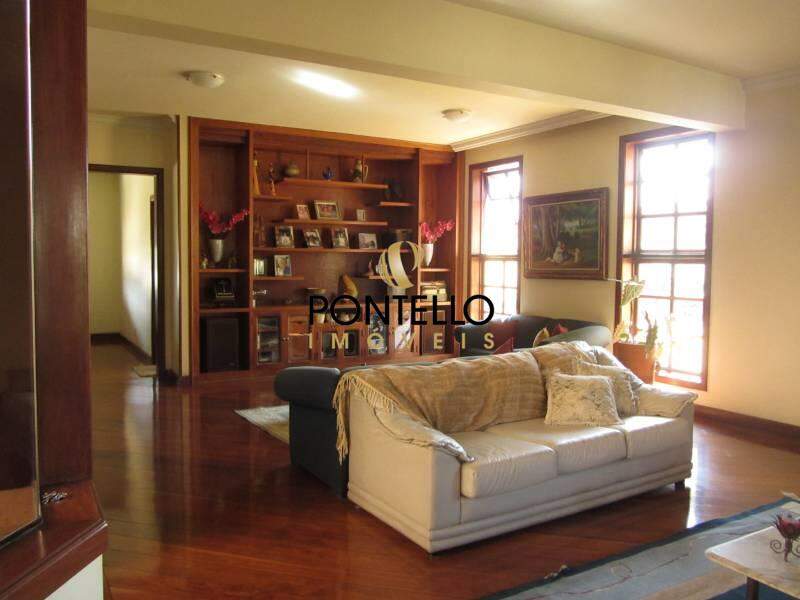Casa à venda com 4 quartos, 354m² - Foto 7
