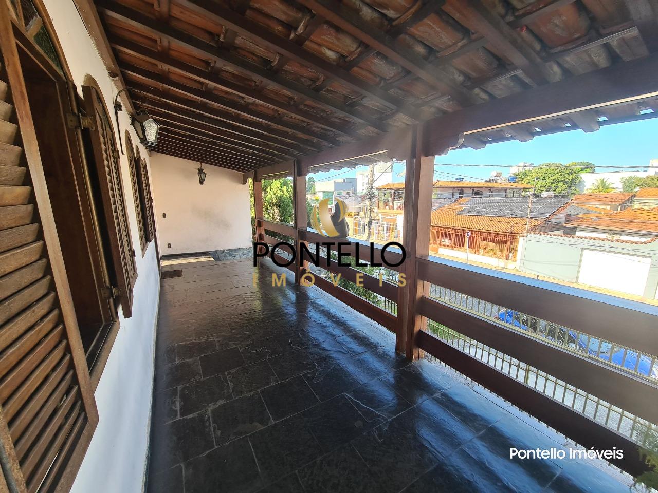 Casa, 3 quartos, 230 m² - Foto 1