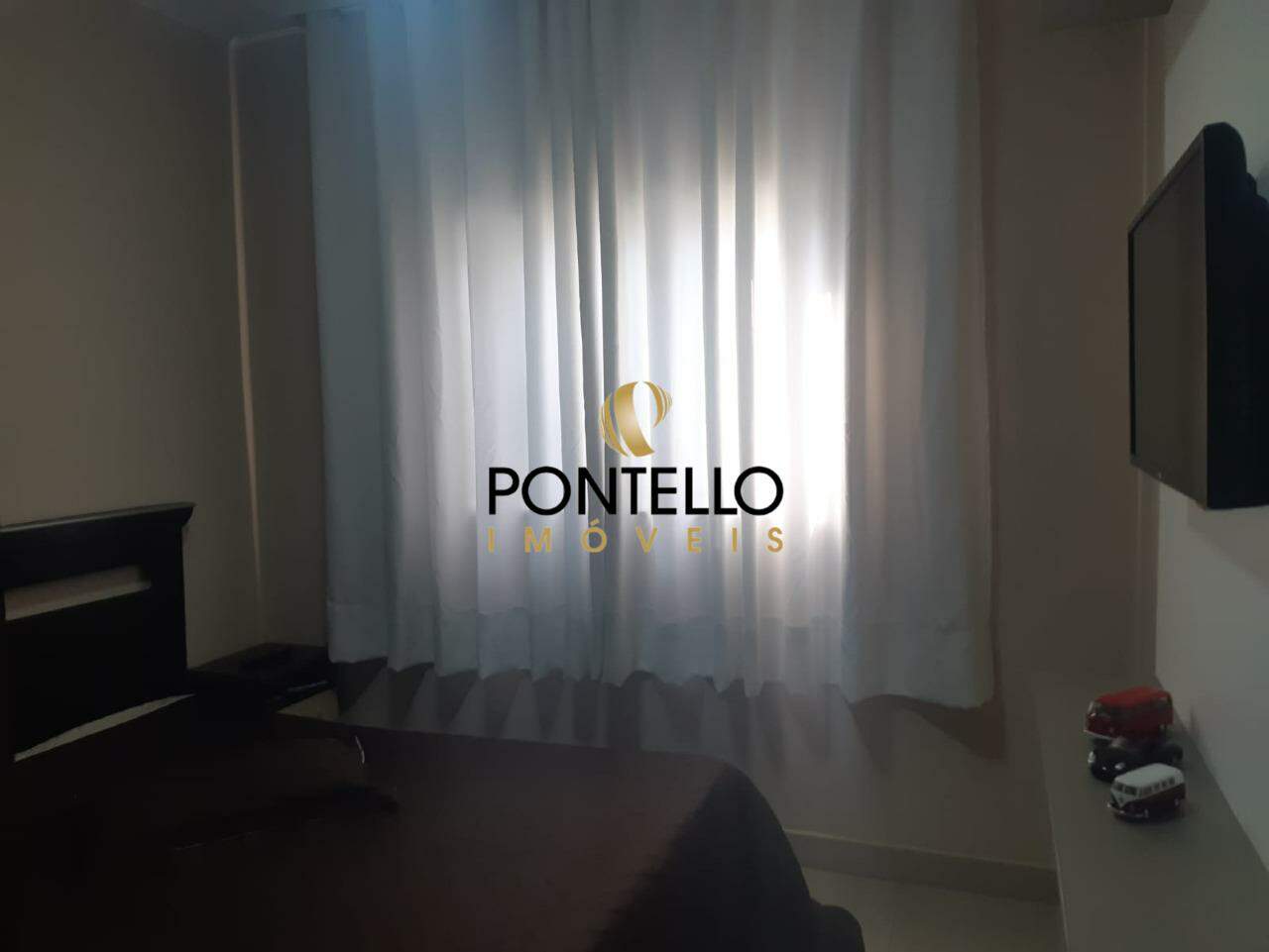 Casa à venda com 6 quartos, 400m² - Foto 18