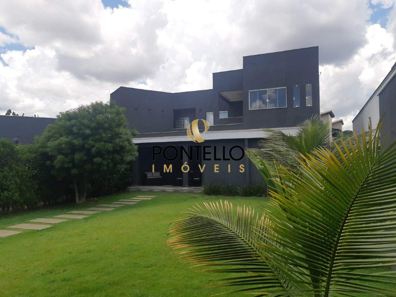 Casa à venda com 6 quartos, 400m² - Foto 3
