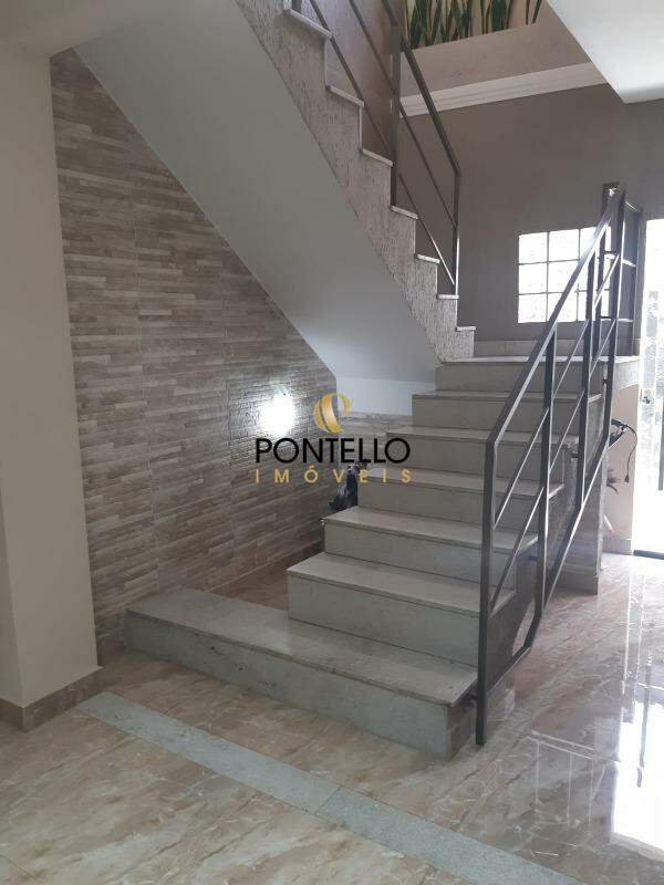 Casa à venda com 6 quartos, 400m² - Foto 11