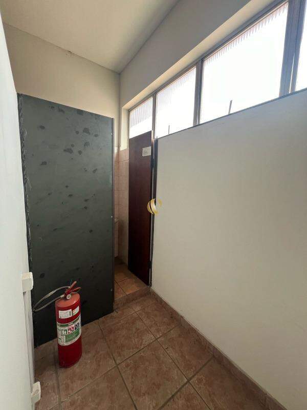 Loja-Salão para alugar, 18m² - Foto 11